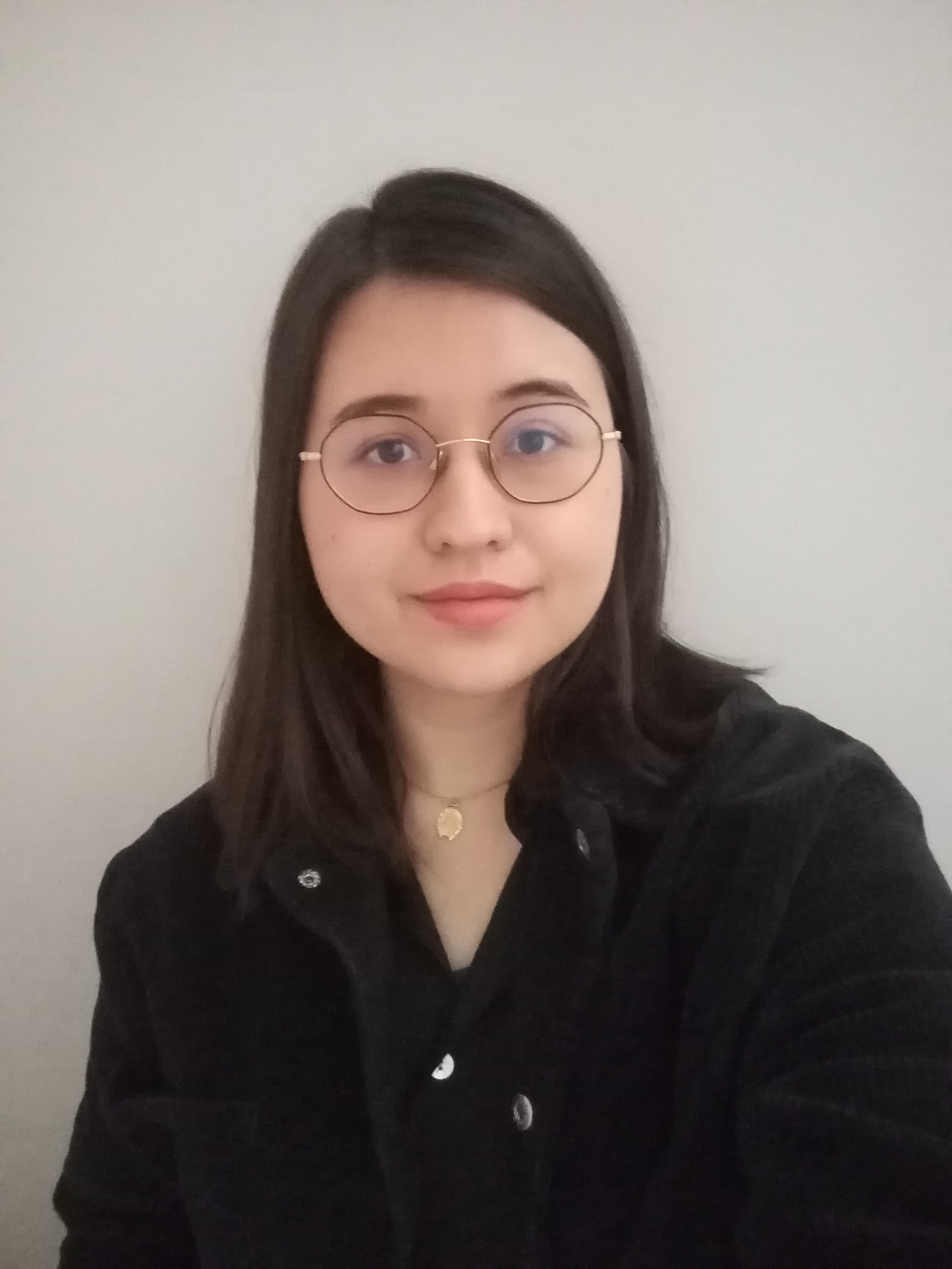 A selfie of Emilie Uthaiwat